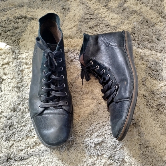 JOHN VARVATOS Brooklyn Lug Lace Mineral Black buttery soft Leather Boots sz 10 - Picture 1 of 8